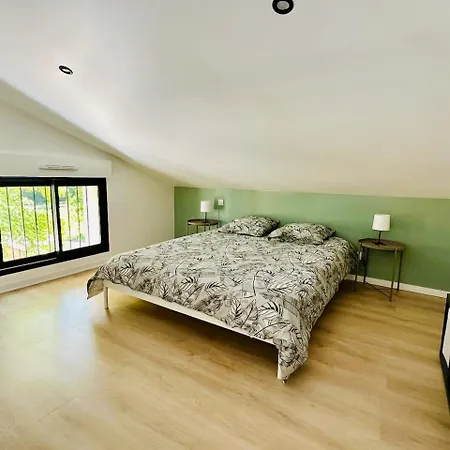 Апартаменты La Halte Occitane - Classe 3 Etoiles - 1 Chambre, Parking, Terrasse, Inclus *